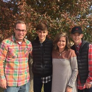 Meet your Posher, Jenniffer